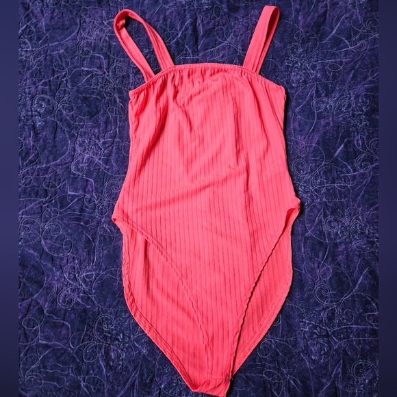 Pink bodysuit - Picture 1 of 4